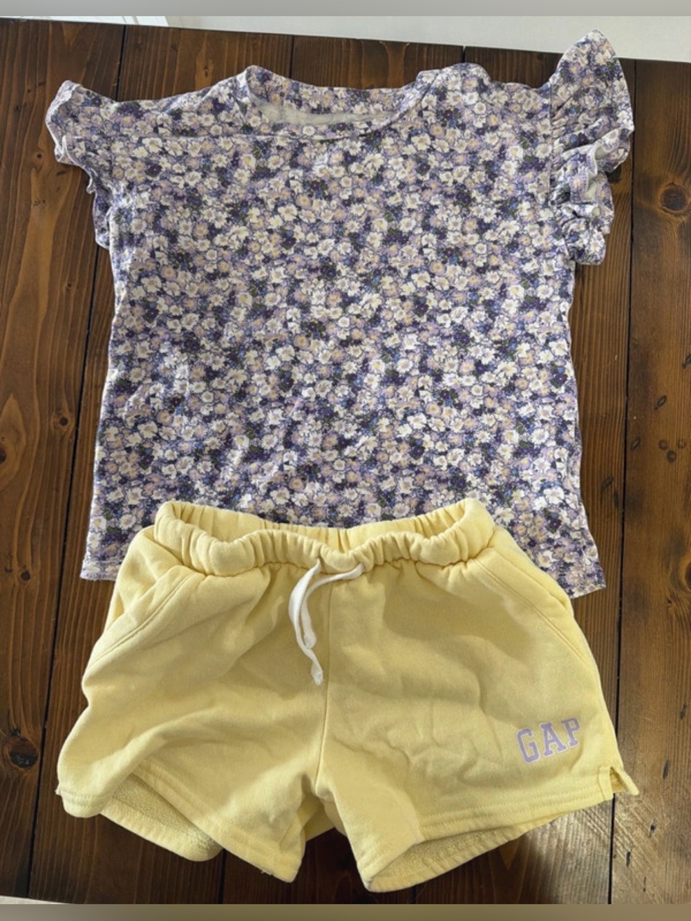GAP Purple Floral Flutter-Sleeve Top with Yellow Drawstring Shorts